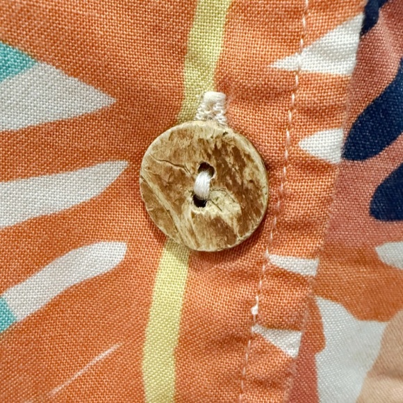 Roxy Women’s Hawaiian Shirt XL Tropical Floral Button Front Short Sleeve - Picture 7 of 11